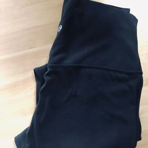 lululemon align tight black size 6 25” inseam